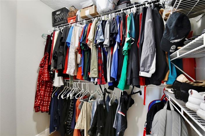 Image No.17-4 Bed Property for sale