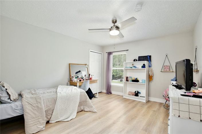 Image No.19-4 Bed Property for sale