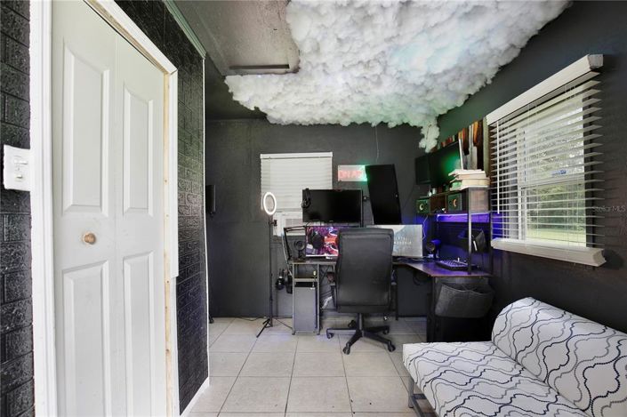 Image No.38-4 Bed Property for sale