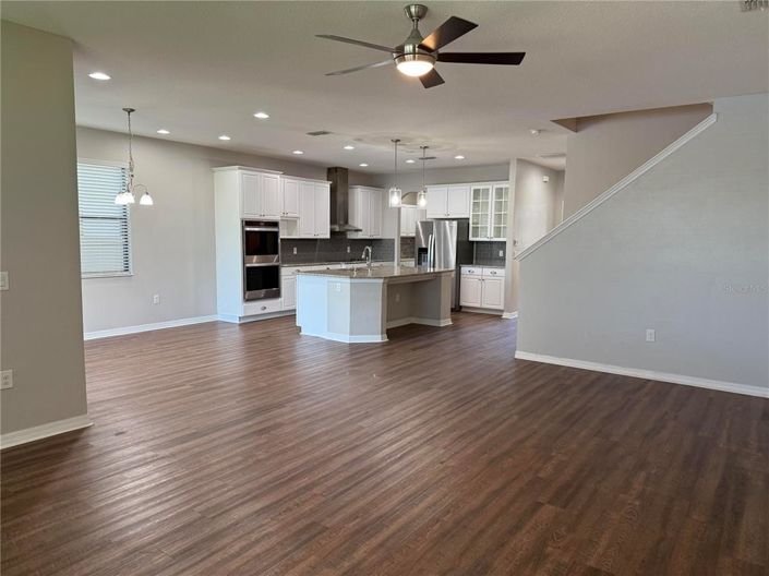 Image No.9-5 Bed Property for sale