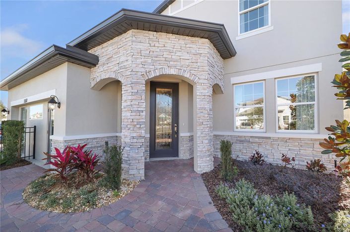 Image No.4-4 Bed Property for sale