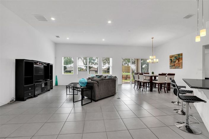 Image No.5-Maison de 4 chambres à vendre à Saint John