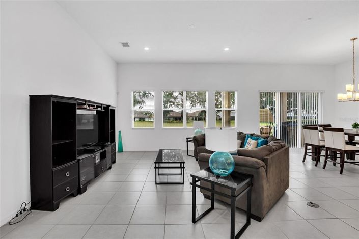 Image No.6-Maison de 4 chambres à vendre à Saint John