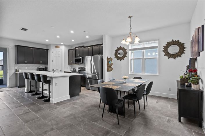 Image No.11-5 Bed Property for sale