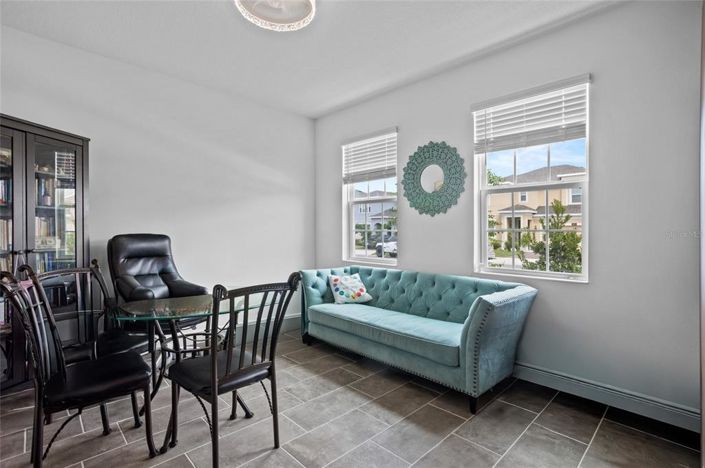 Image No.12-5 Bed Property for sale