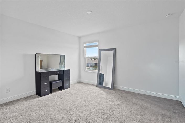 Image No.26-5 Bed Property for sale