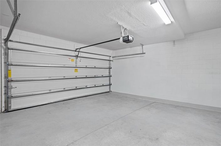 Image No.31-5 Bed Property for sale