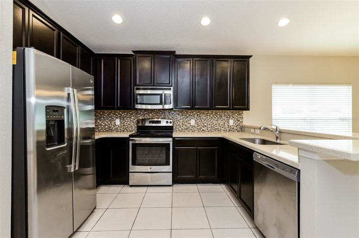 Image No.5-4 Bed Property for sale