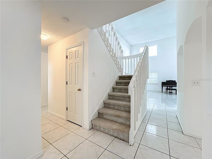 Image No.20-4 Bed Property for sale