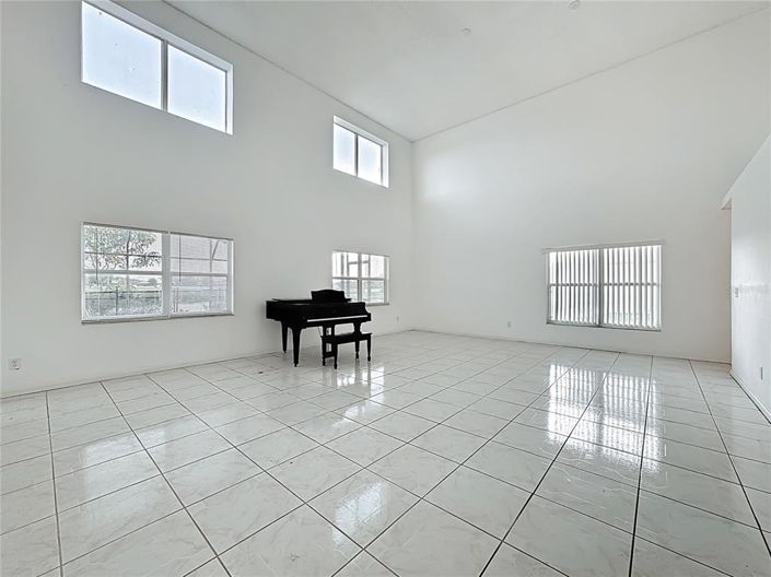 Image No.4-Maison de 4 chambres à vendre à Saint John