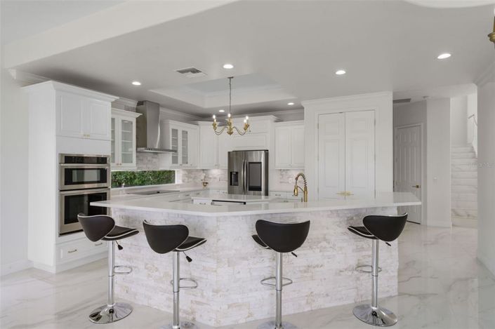 Image No.12-5 Bed House for sale