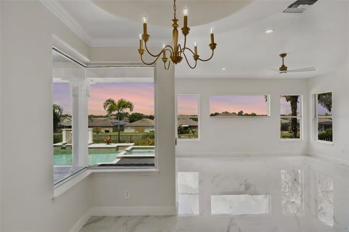 Image No.15-5 Bed House for sale