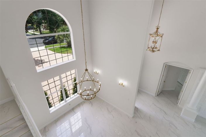 Image No.28-5 Bed House for sale