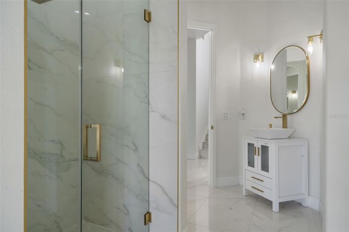 Image No.32-5 Bed House for sale