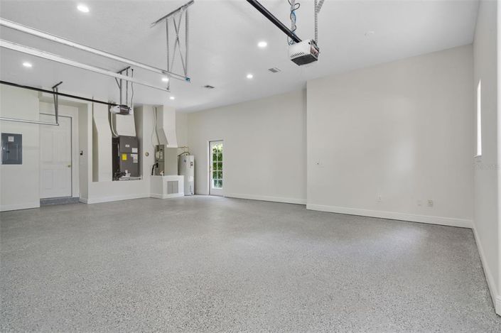 Image No.43-5 Bed House for sale