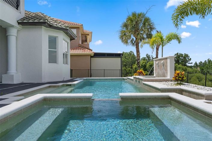 Image No.49-5 Bed House for sale