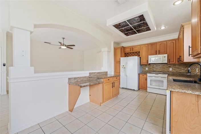 Image No.12-3 Bed House for sale