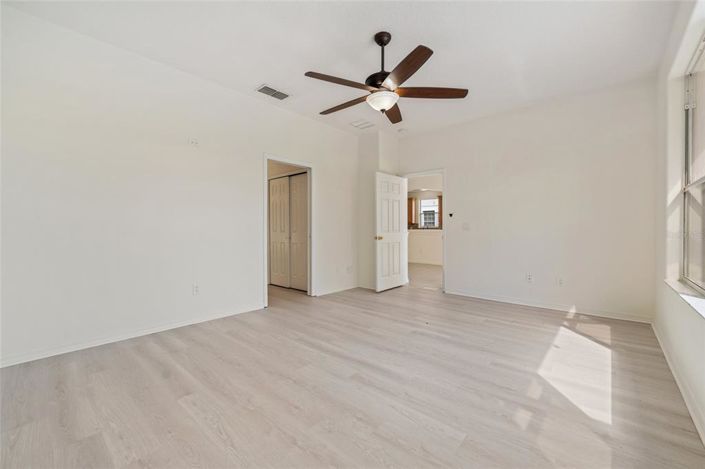 Image No.15-3 Bed Property for sale