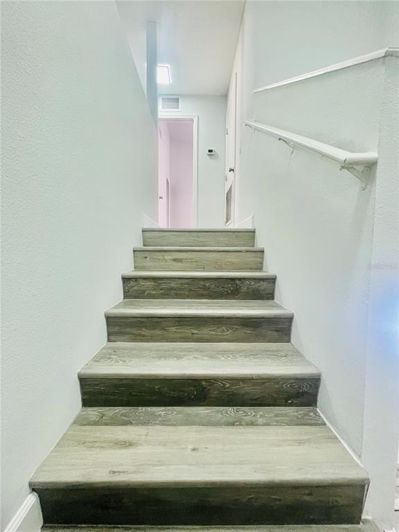 Image No.24-3 Bed House for sale