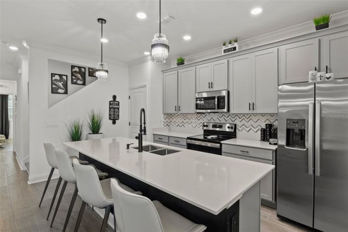 Image No.11-4 Bed Townhouse for sale