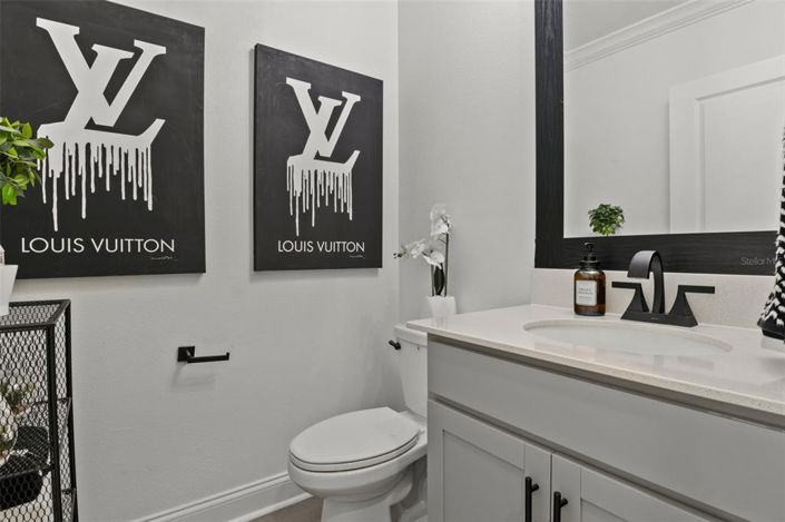 Image No.13-4 Bed Townhouse for sale