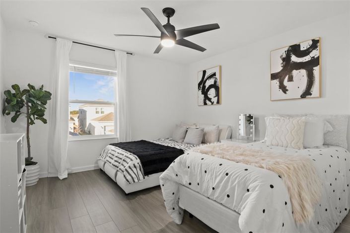 Image No.21-4 Bed Townhouse for sale