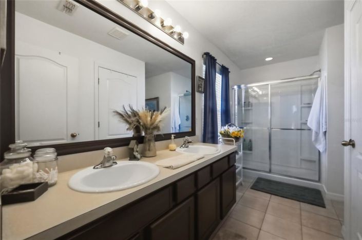 Image No.13-Propriété de 2 chambres à vendre à États-Unis