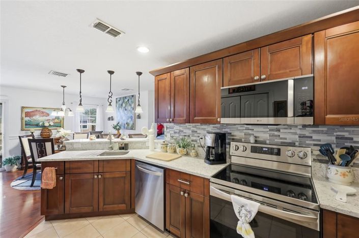 Image No.3-Propriété de 2 chambres à vendre à États-Unis