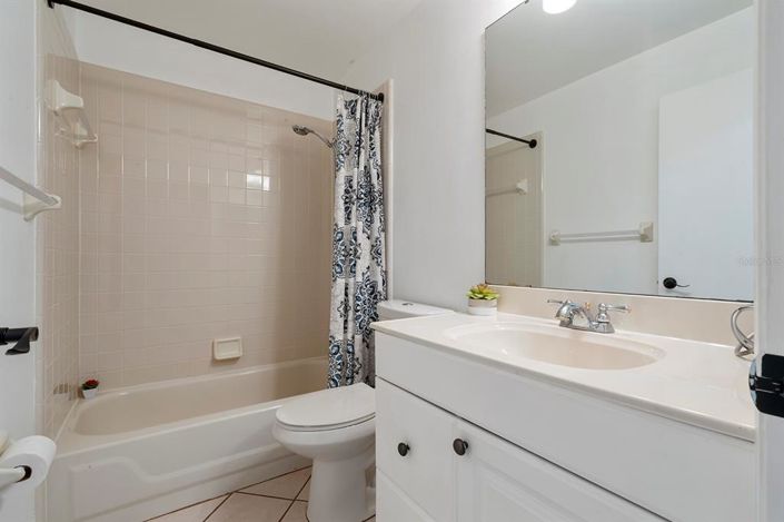 Image No.16-3 Bed Townhouse for sale