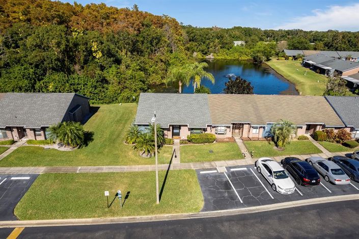 Image No.26-3 Bed Townhouse for sale