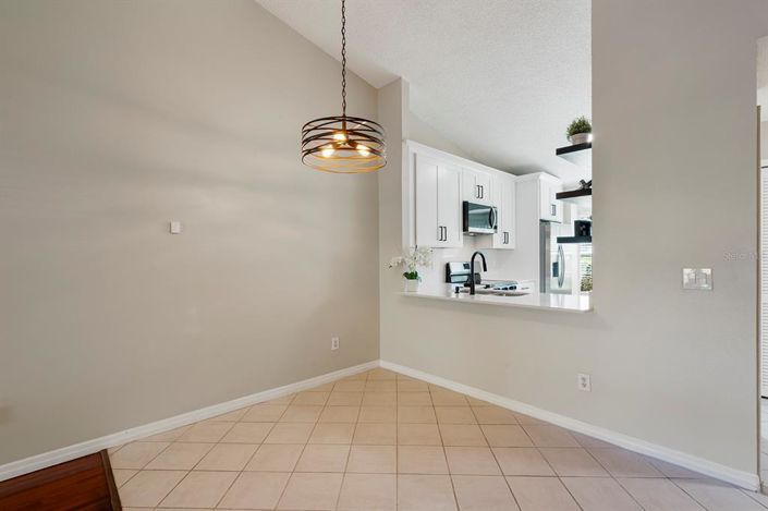 Image No.8-3 Bed Townhouse for sale