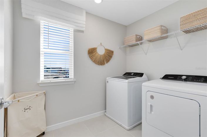 Image No.28-4 Bed Townhouse for sale