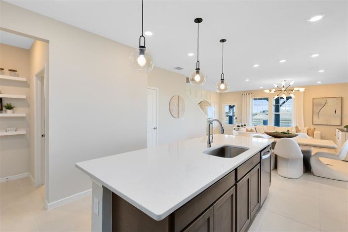 Image No.5-4 Bed Townhouse for sale