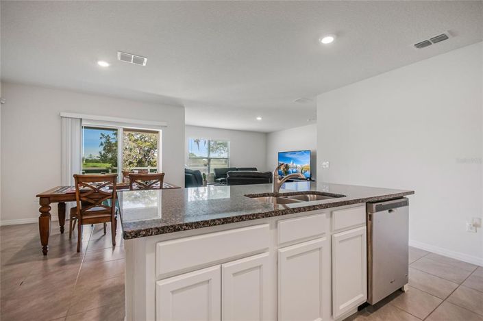 Image No.9-4 Bed Property for sale