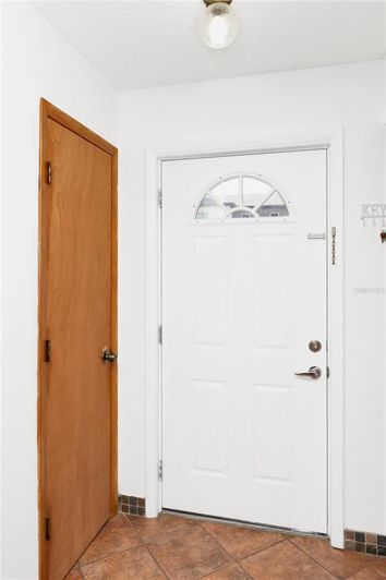 Image No.3-2 Bed Townhouse for sale