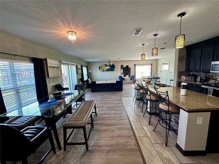 Image No.20-4 Bed Property for sale