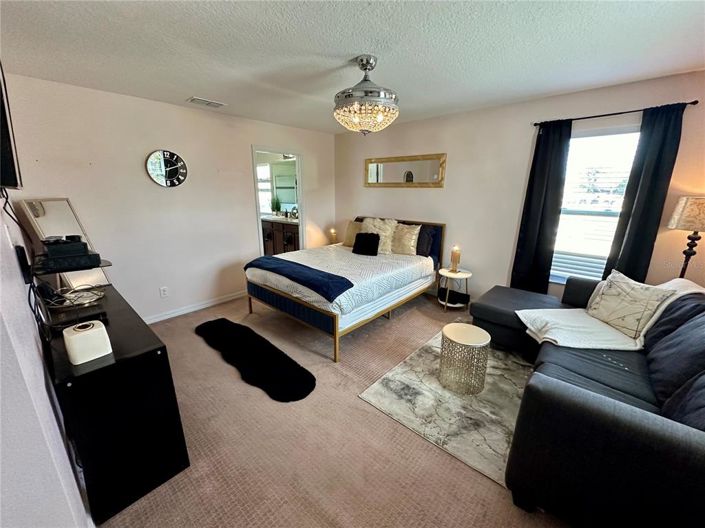 Image No.42-4 Bed Property for sale