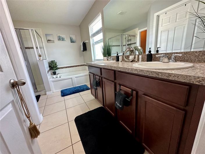 Image No.46-4 Bed Property for sale