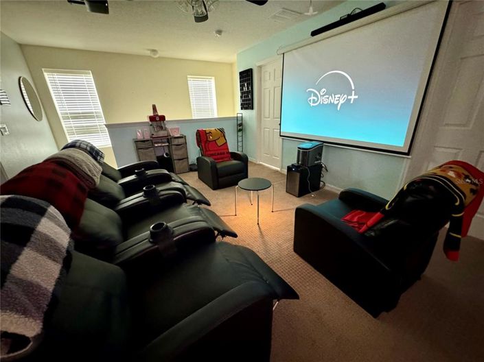 Image No.8-4 Bed Property for sale