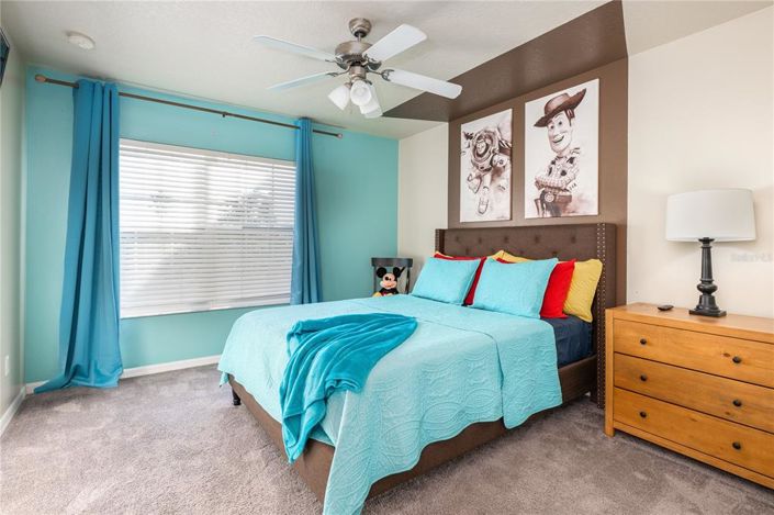 Image No.32-4 Bed Townhouse for sale