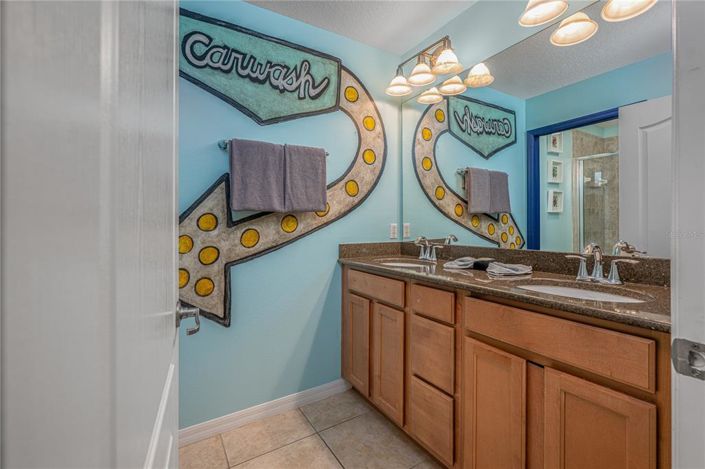 Image No.45-4 Bed Townhouse for sale