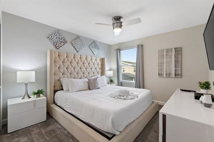 Image No.40-7 Bed Property for sale