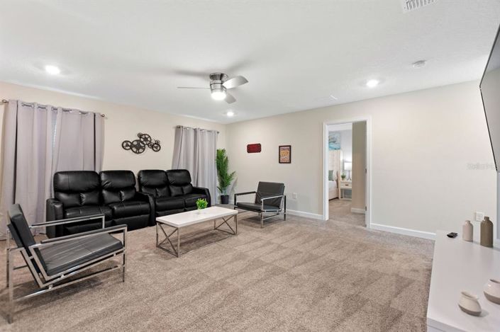 Image No.42-7 Bed Property for sale