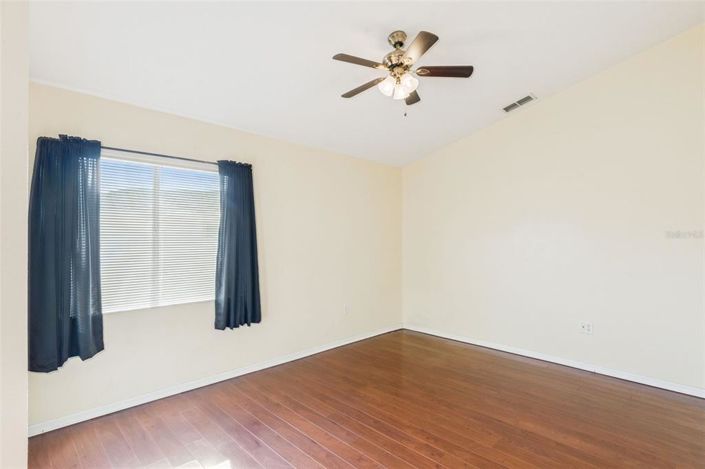 Image No.20-Propriété de 4 chambres à vendre à Davenport