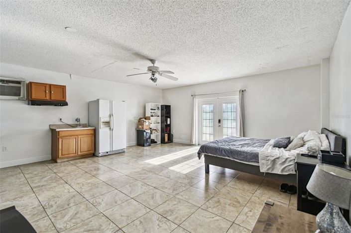 Image No.22-3 Bed Property for sale