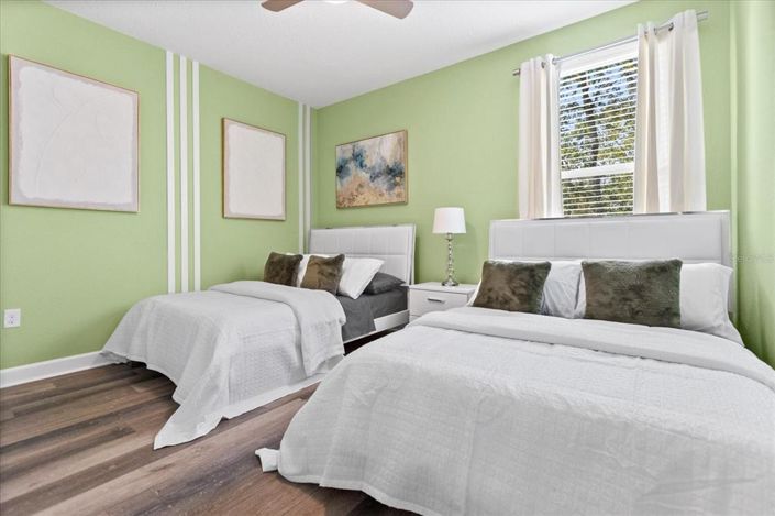 Image No.38-6 Bed House for sale