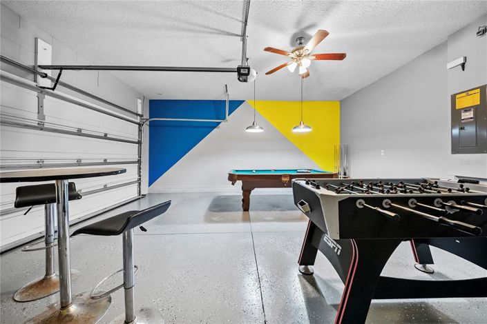 Image No.29-8 Bed Property for sale