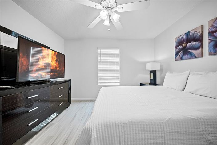 Image No.39-8 Bed House for sale