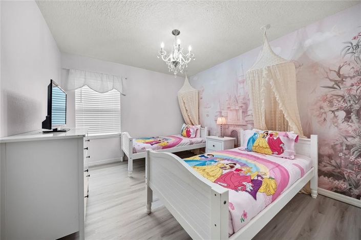 Image No.41-8 Bed House for sale