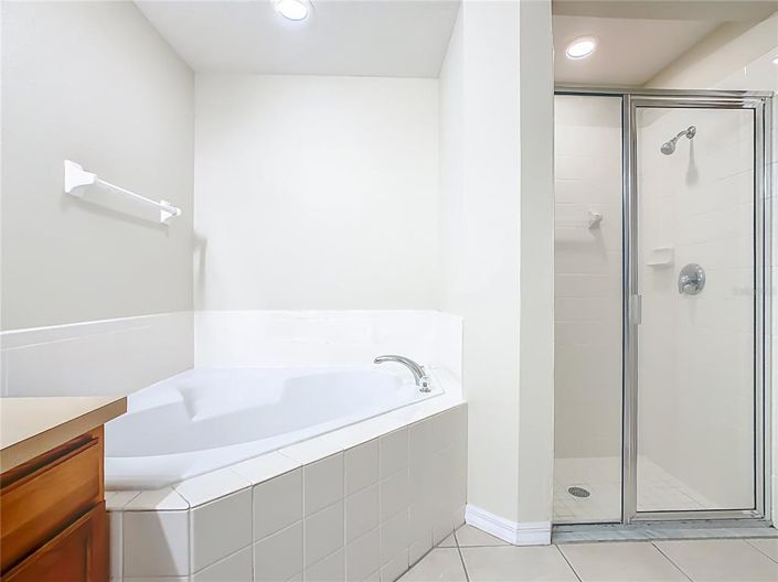 Image No.24-3 Bed House for sale